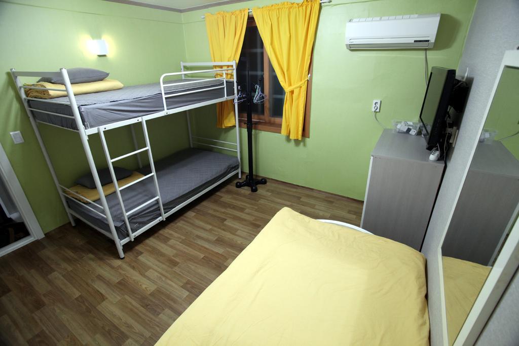 Yeosu Inn Hostel Exterior photo